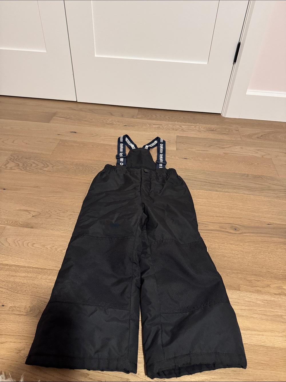 Oshkosh• preloved Black Kids Snow Pants with Adjustable Straps